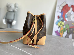 NOE PURSE 15CM MONOGRAM CANVAS