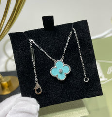 CLOVER MEDIUM TURQUOISE 1 DIAMOND SILVER NECKLACE