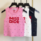 Knitted round neck sleeveless vest