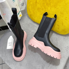 TIRE CHELSEA BOOT IN PALE PINK MIX BLACK CALFSKIN