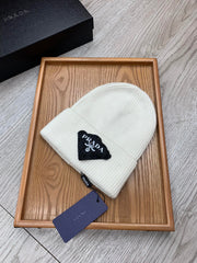 BEANIE HAT IN WHITE WOOL 431356