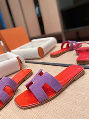 0RAN SANDALS IN VIOLET PURPLE SUEDE AND CHERRY RED CALFSKIN