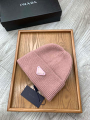 BEANIIE HAT IN CREPE PINK WOOL 335034