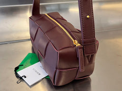 BRICK CASSETTE 28 IN WINE RED CALFSKIN