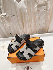 CHYPRE SANDAL BLACK LAMBSKIN AND SILVER DENIM