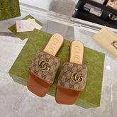 GG EXCLUSIVE SLIDE SANDAL CARAMEL AND BROWN FABRIC