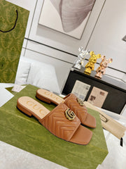 GG EXCLUSIVE SLIDE SANDAL CARAMEL CALFSKIN