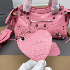 NEO CAGOLE 26 IN FLAMINGO PINK LAMBSKIN