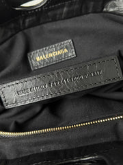 CRUSH LARGE TOTE BAG 46 IN BLACK CRUSHED CALFSKIN GOLD HARDWARE