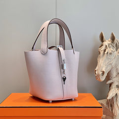 picotin lock 18 soft pink togo shw