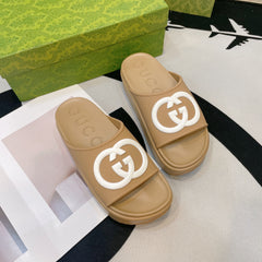 INTERLOCKING G SLIDE SANDAL IN TORTILLA BROWN IMPORTED TPU