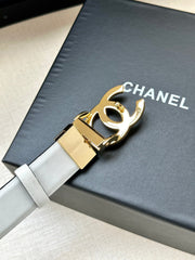 CC 30MM BELT IN WHITE AND BLACK CALFSKIN WITH GOLD HARDWARE