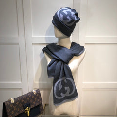SET HAT AND SCARF IN MOUSE GRAY CASHMERE 946330