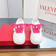 VALENTINO 25S GARAVANI ONE STUD XL PLATFORM SNEAKERS IN PINK MIX WHITE LAMBSKIN