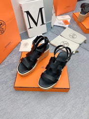 HAVANE 30 SANDAL IN BLACK CALFSKIN