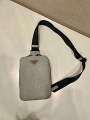 CHEST BAG 20 IN ECHO GRAY SAFFIANO LEATHER