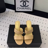 MULES cream LAMBSKIN