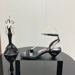 PRA TRIANGLE HEEL FLOWER MOTIF SATIN SANDALS BLACK