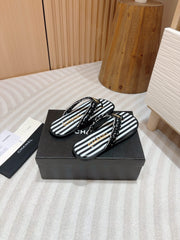 CC WOVEN FLIP FLOP WHITE MIX BLACK SHEEPSKIN