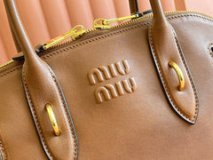 AVENTURE NAPPA BAG 33 IN CARAMEL BROWN LAMBSKIN GOLD HARDWARE