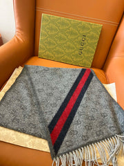 GUCCI 25S SCARF 190 IN WOOL 636373