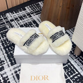 THICK-SOLE SLIPPERS WHITE CREAM SHEARLING WITH EMBROIDERED LOGO