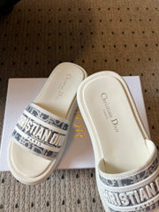 CD DWAY SLIDES WHITE RUBBER TOILE DE JOUY EMBROIDERY