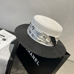 FLAT STRAW HAT BLACK AND WHITE 673935