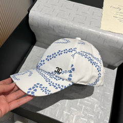 BASEBALL HAT WHITE PATTERN 674029