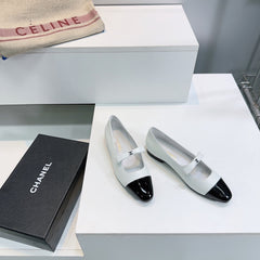 CHANEL FLAT MARY JANE SHOES 25S IN WHITE LAMBSKIN MIX BLACK GLOSSY WITH BOW