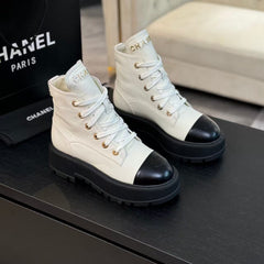 ANKLE BOOTS IN WHITE MIX BLACK CALFSKIN 936574