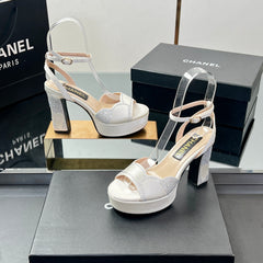 HIGH HEELS SANDAL 90 MM IN WHITE CALFSKIN AND STONE