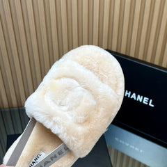 CHANEL 25S THICK-SOLED FURRY SLIPPERS WITH ELASTIC STRAPS IN BEIGE FUR