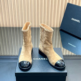CHANEL 25S SHORT BOOTS WITH CHAIN IN LIGHT BROWN SUEDE