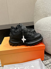 SNEAKER IN BLACK CALFSKIN AND BREATHABLE MESH 175308