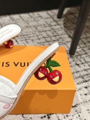 LV CHERRY HIGH HEELS 25S 55 MM IN WHITE CALFSKIN STYLE 3