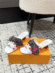 LV CHERRY HIGH HEELS 25S IN WHITE CALFSKIN WITH BOW STYLE 9
