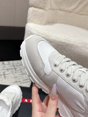 PRADA 25S MEN SNEAKERS LOGO IN WHITE NUBUCK AND CANVAS