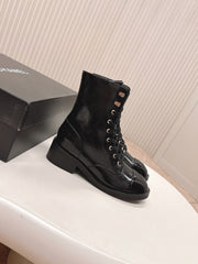 CHANEL ANKLE BOOTS 25S IN BLACK SHINY LAMBSKIN WITH ZIPPER