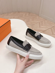 HM 25S SLIP-ON IN LIGHT GREY CANVAS AND BLACK LAMBSKIN