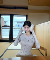 CHANEL 25S LIGHTWEIGHT ROUND-NECK KNIT SWEATER 379