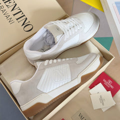 VALENTINO 25S GARAVANI FREEDOTS SNEAKERS IN BEIGE SUEDE AND WHITE LAMBSKIN