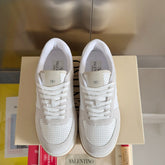 VALENTINO 25S GARAVANI FREEDOTS SNEAKERS IN BEIGE SUEDE AND WHITE LAMBSKIN