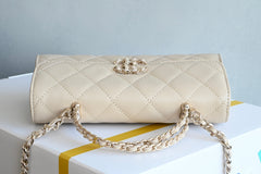 CHANEL 25S KELLY 18 CM IN BEIGE LAMBSKIN