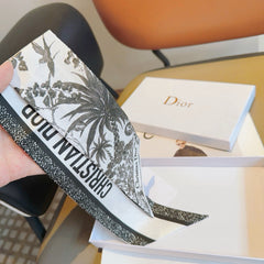 DIOR TWILLY 100 CM IN SILK 714383