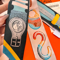 HERMES 25S SCARF 90 IN SILK 854982