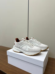 RUNNER CR-03 LOW LACE-UP PALE GRAY SUEDE AND WHITE CALFSKIN