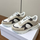 RUNNER CR-03 LOW LACE-UP PALE GRAY SUEDE AND BLACK CALFSKIN
