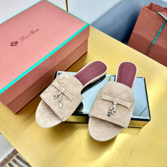 LP SANDALS 25S IN BEIGE SUEDE WITH SILVER HARDWARE