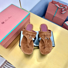 FLIP FLOPS IN BROWN SUEDE AND HARDWARE SILVER